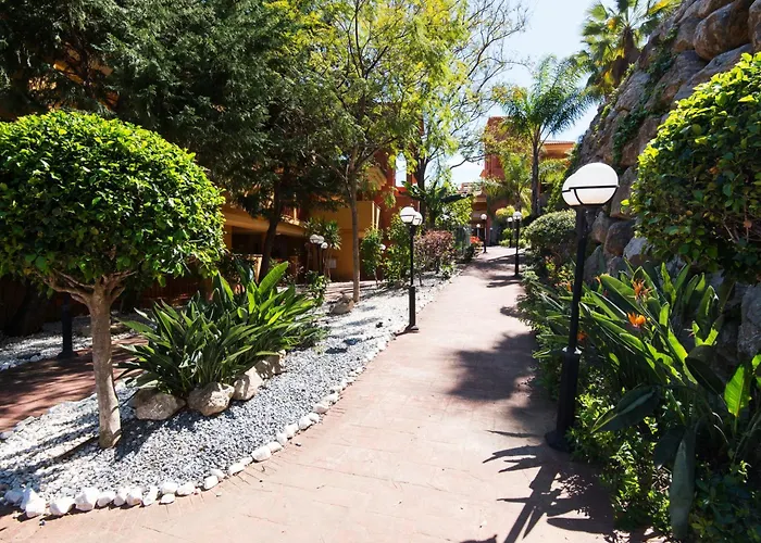Rentandhomes Reserva De * Marbella